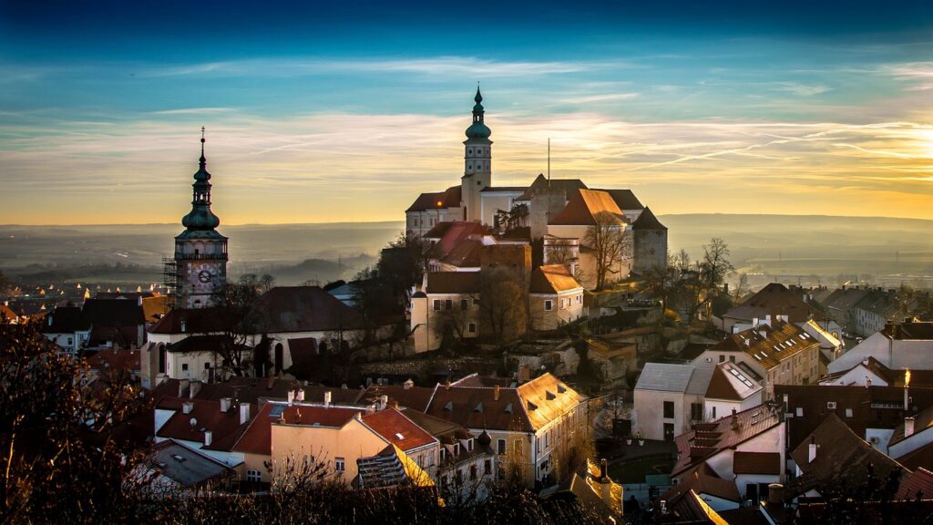 mikulov, city, castle-1134141.jpg